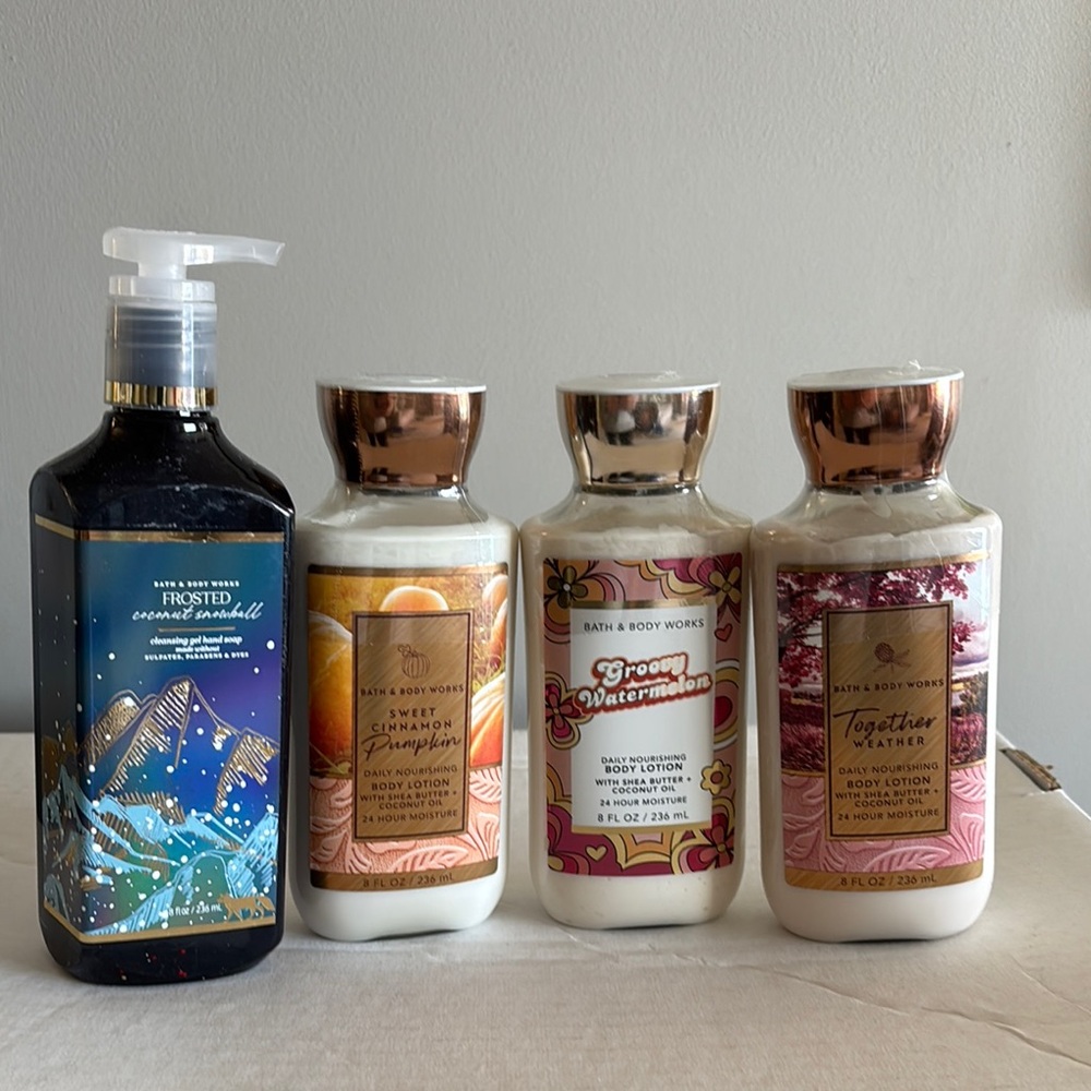 Bath & Body Works Blue Moisturizer & Body Oil, Body Lotions